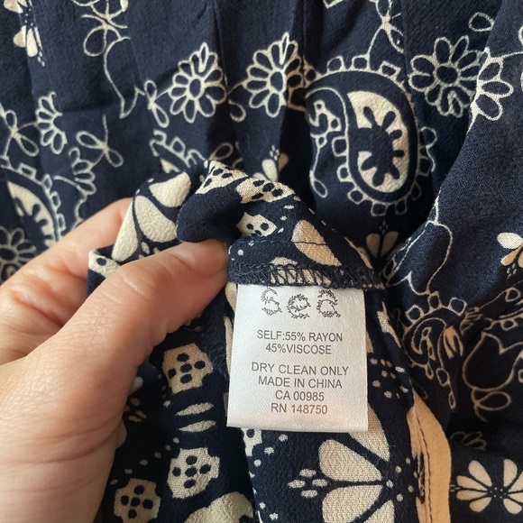 Beautiful designer strapless top in like new condition! - Picture 5 of 5